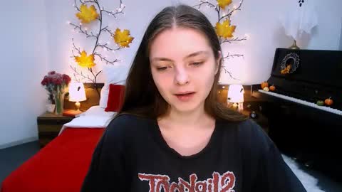 Gloria online show from November 3, 1:12 pm