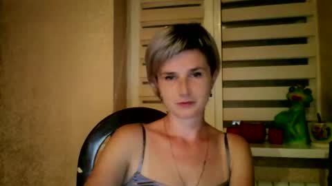 Snapshot of beautyksenia chatting on September 10, 6:41 pm BeautyKsenia online show from September 10, 6:41 pm