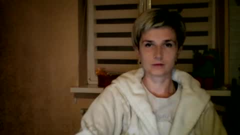 Snapshot of beautyksenia chatting on June 15, 8:00 pm BeautyKsenia online show from June 15, 8:00 pm