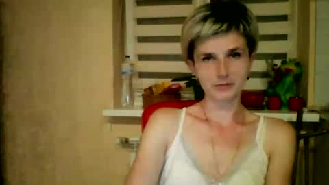 Snapshot of beautyksenia chatting on June 29, 7:14 pm BeautyKsenia online show from June 29, 7:14 pm