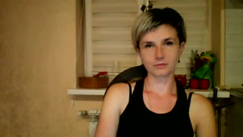 Snapshot of beautyksenia chatting on July 16, 7:20 pm BeautyKsenia online show from July 16, 7:20 pm