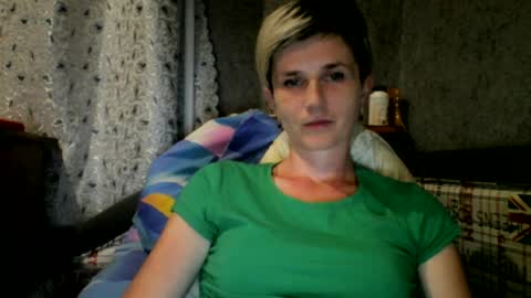 Snapshot of beautyksenia chatting on July 22, 8:22 pm BeautyKsenia online show from July 22, 8:22 pm