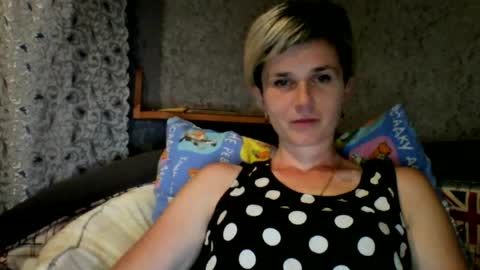 Snapshot of beautyksenia chatting on July 25, 7:33 pm BeautyKsenia online show from July 25, 7:33 pm