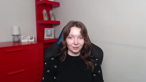 Zoe online show from December 2, 9:35 am