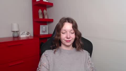 Zoe online show from December 5, 6:32 am