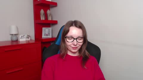 Zoe online show from December 9, 7:17 am