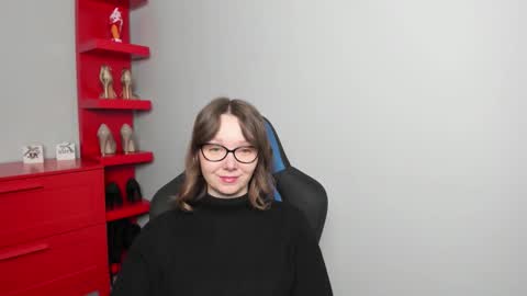 Zoe online show from March 18, 6:38 am