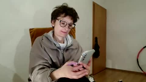 Raluca online show from March 30, 8:43 pm