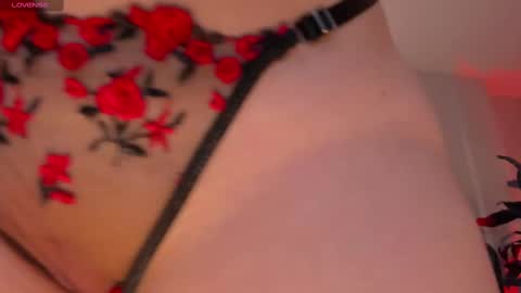 Snapshot of beccabaxter chatting on September 18, 7:38 pm Am Becca online show from September 18, 7:38 pm