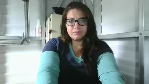 beccabee37 online show from January 17, 3:50 pm