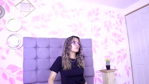 beccamilanni online show from November 3, 2:29 pm