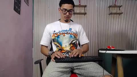 becker2_ online show from January 11, 5:51 pm