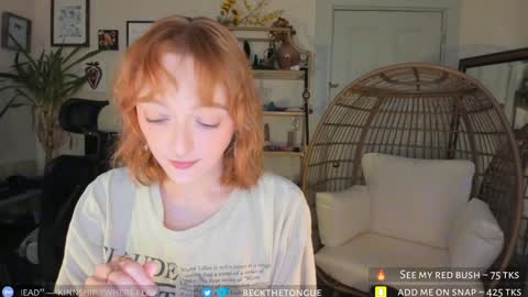 Snapshot of beckthetongue chatting on January 25, 9:25 pm Beck the tongue online show from January 25, 9:25 pm