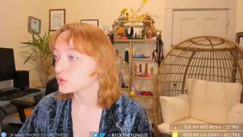 Snapshot of beckthetongue chatting on February 11, 3:29 am Beck the tongue online show from February 11, 3:29 am