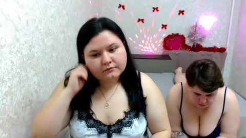 BeckyAndEllen online show from December 24, 11:06 am