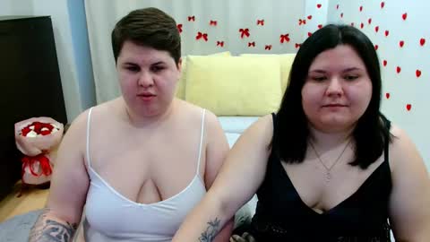 BeckyAndEllen online show from November 16, 1:06 pm
