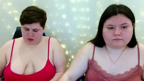 BeckyAndEllen online show from March 24, 1:38 pm