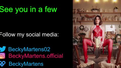 Snapshot of beckymartens chatting on December 18, 2:42 am BeckyMartens come join me on while im offline here online show from December 18, 2:42 am