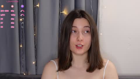 Snapshot of beckymartens chatting on October 4, 1:58 am BeckyMartens come join me on while im offline here online show from October 4, 1:58 am