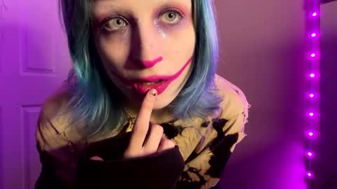 Snapshot of beckytheclown chatting on December 8, 4:04 am Beckytheclown online show from December 8, 4:04 am