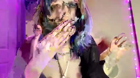 Snapshot of beckytheclown chatting on March 12, 12:20 am Beckytheclown online show from March 12, 12:20 am