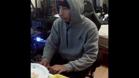 hungnheavy online show from November 30, 5:06 pm