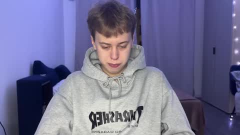 beeb0y online show from November 29, 2:31 pm