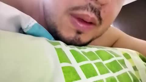 Criss2fer online show from April 8, 1:27 am