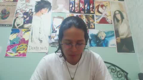 Snapshot of beentage chatting on January 5, 12:31 am Alex online show from January 5, 12:31 am