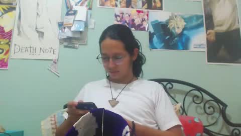 Snapshot of beentage chatting on January 5, 3:32 am Alex online show from January 5, 3:32 am