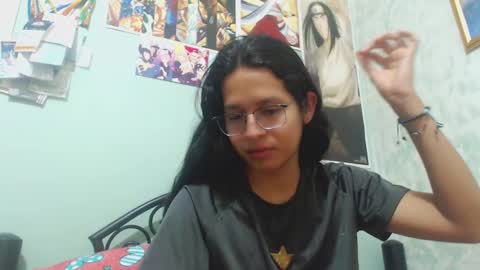 Snapshot of beentage chatting on January 7, 7:42 am Alex online show from January 7, 7:42 am