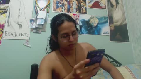 Snapshot of beentage chatting on January 13, 3:45 am Alex online show from January 13, 3:45 am