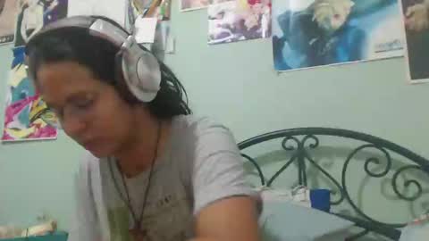 Snapshot of beentage chatting on January 15, 6:01 am Alex online show from January 15, 6:01 am