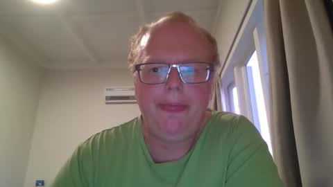 Snapshot of beentomars chatting on October 19, 6:47 am beentomars online show from October 19, 6:47 am