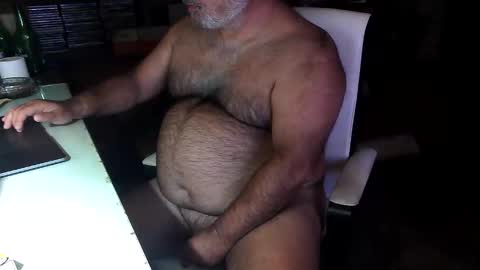 Snapshot of beers19 chatting on September 27, 1:49 pm beers19 online show from September 27, 1:49 pm