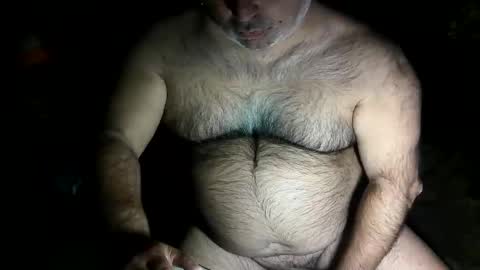 Snapshot of beers19 chatting on October 29, 2:52 pm beers19 online show from October 29, 2:52 pm