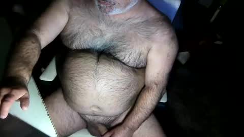 Snapshot of beers19 chatting on November 15, 3:52 pm beers19 online show from November 15, 3:52 pm