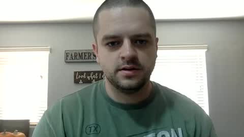 Snapshot of beginnersluck111 chatting on October 14, 5:36 pm Beginners Luck online show from October 14, 5:36 pm