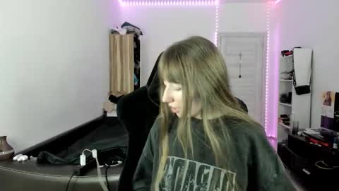 bekka online show from November 16, 4:12 pm