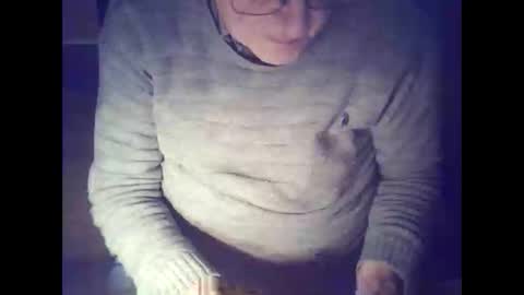 bekklove1 online show from November 25, 11:21 am