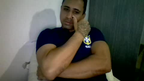 Snapshot of belfordrj chatting on June 22, 1:19 pm belfordrj online show from June 22, 1:19 pm
