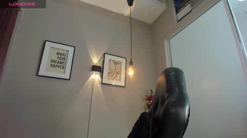 belinda online show from December 6, 11:14 pm