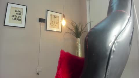 belinda online show from December 30, 11:17 pm