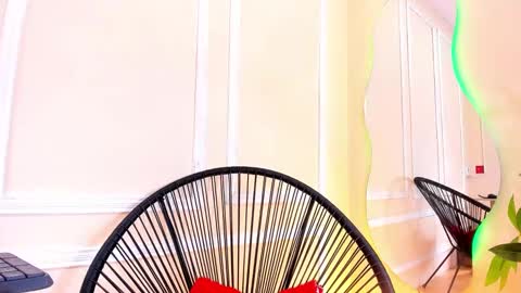 belinda online show from February 8, 7:49 pm