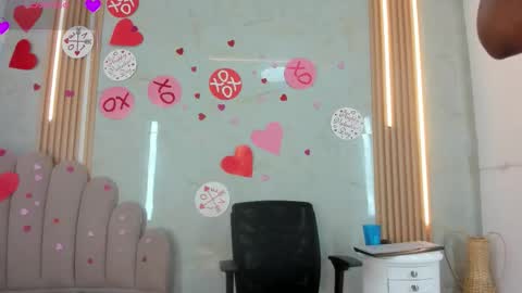 Belkilima  online show from February 16, 7:21 pm