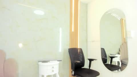 Belkilima  online show from April 1, 7:33 pm