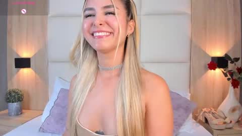 Bella cam online show from January 27, 10:27 pm