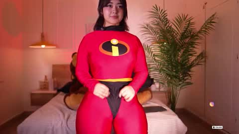 Snapshot of bella__donne chatting on October 19, 4:07 pm online show from October 19, 4:07 pm