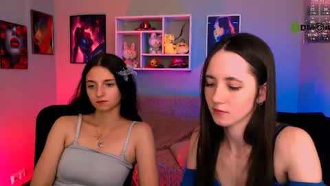 Snapshot of bella_dorn chatting on July 2, 3:23 am Bella online show from July 2, 3:23 am