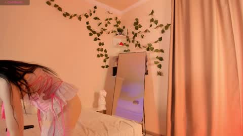 bella_faith online show from February 26, 8:37 am